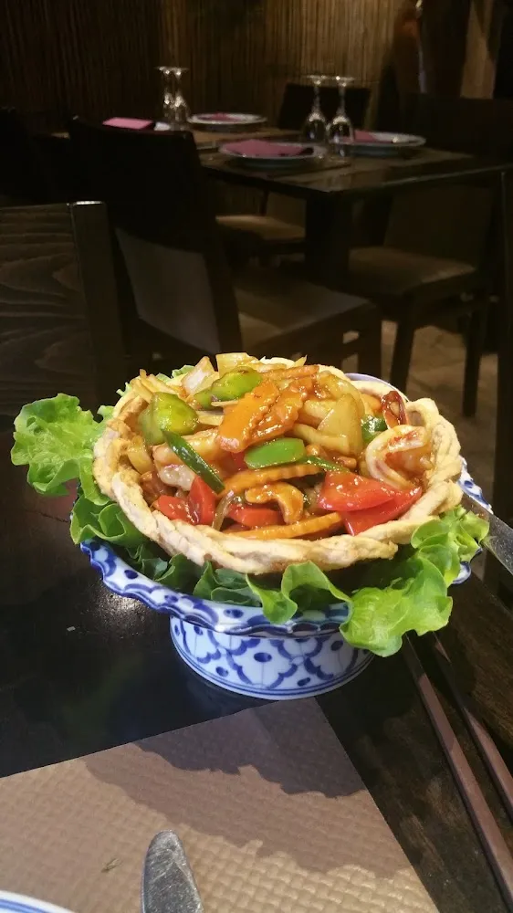 Poulet Aux Amandes Et Son Weak de Légumes